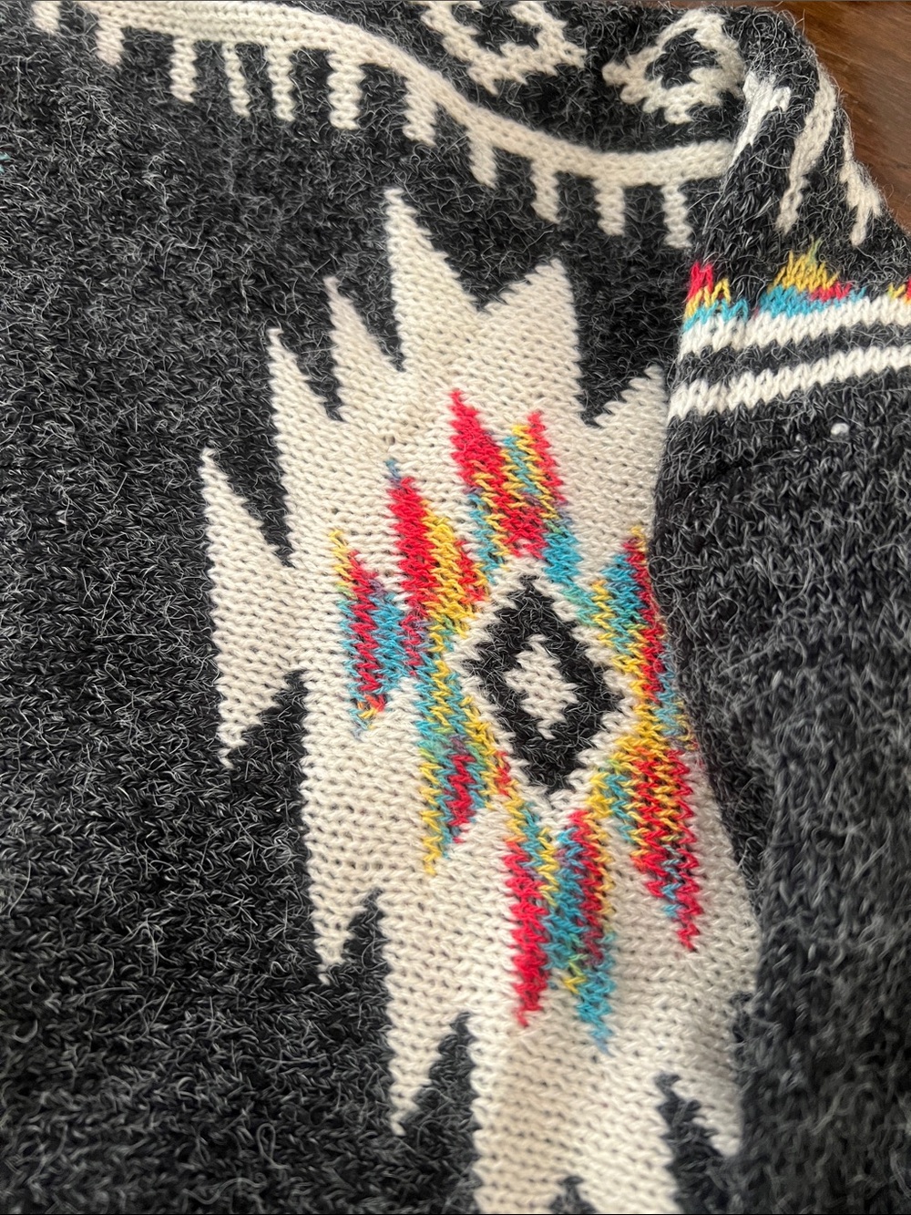 Aztec-Pattern Open Front Utility Jacket Cardigan - Dark Gray - Picture 3 of 5